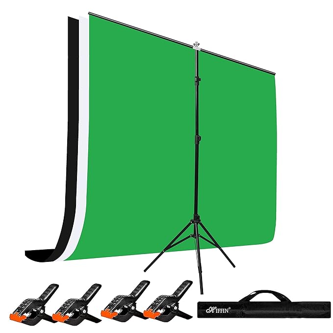 Green chroma background covering wall and floor